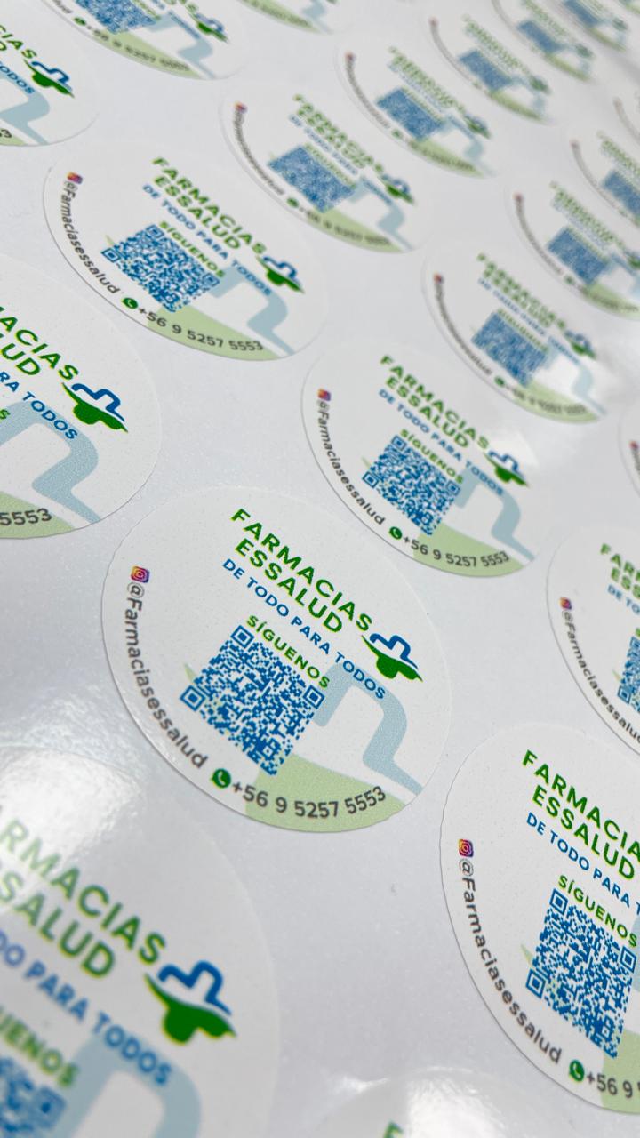 Stickers Personalizados (Pack 100und) 3,5cm a 5cm