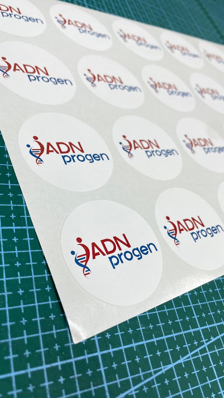 Stickers Personalizados (Pack 100und) 3,5cm a 5cm