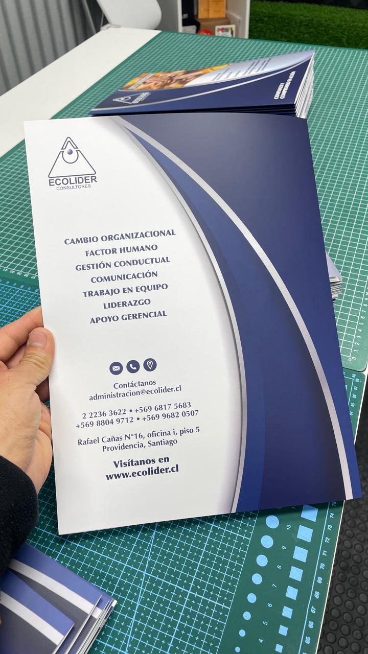 CARPETAS CORPORATIVA PREMIUM CARTA 23,5x30cm (Pack 100und)